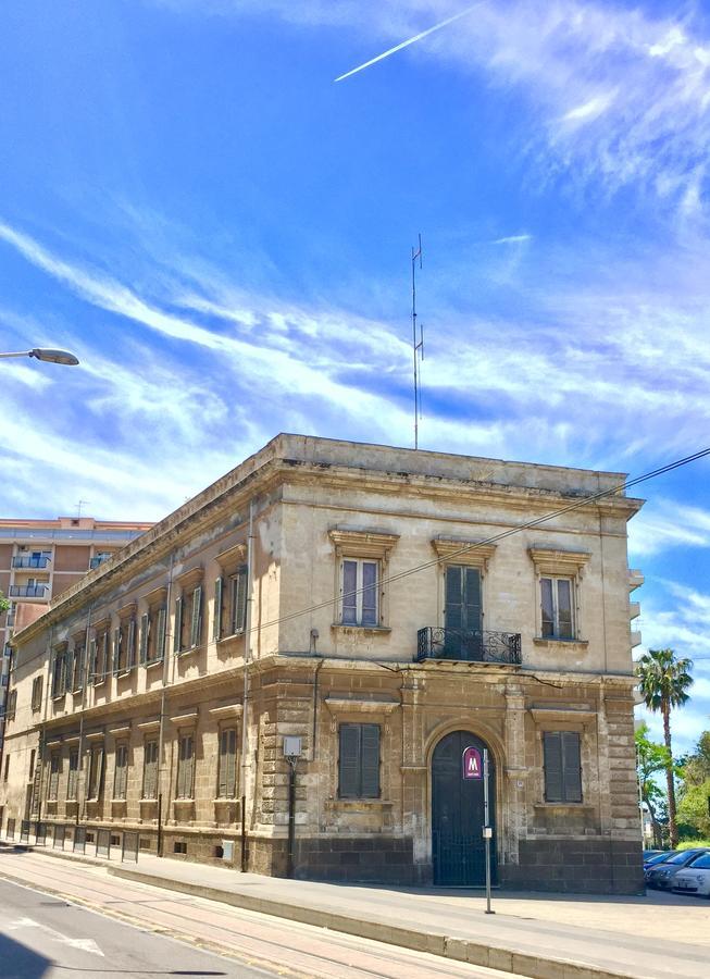 Angioy 18 Acomodação com café da manhã Sássari Exterior foto